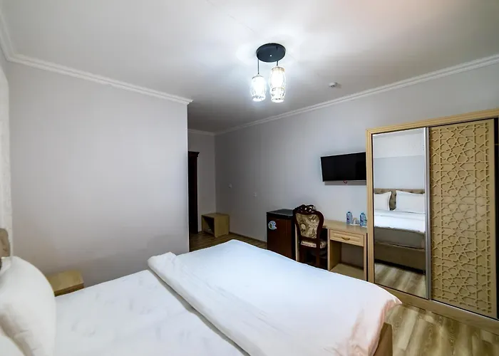 Khans Palace Hotel