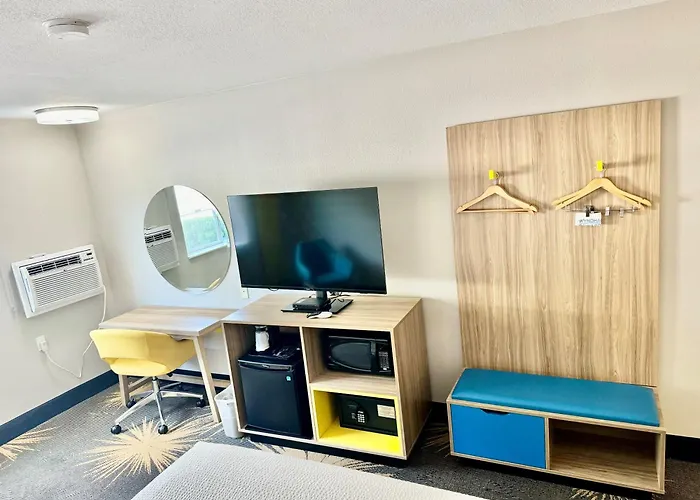 Williams City Center Hotels