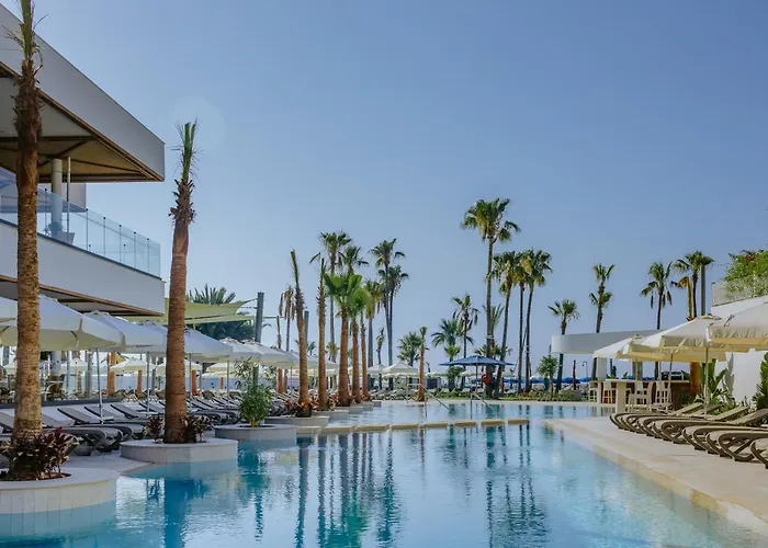 Lordos Beach Hotel&Spa