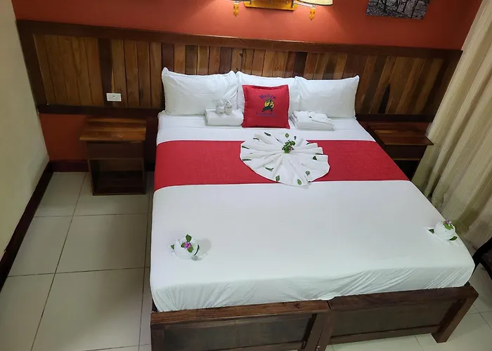 Caye Caulker Plaza Hotel