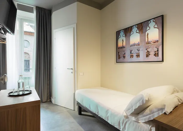 Hotel Homa 22 Marzo