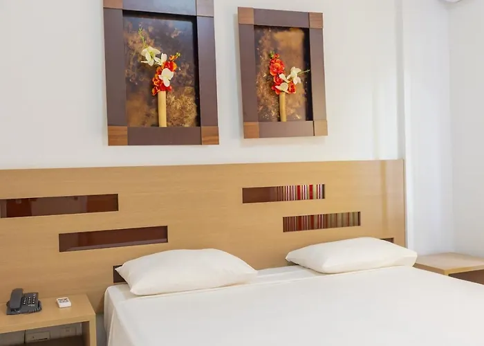 Lagoa Quente Hotel - LAGOA OFICIAL