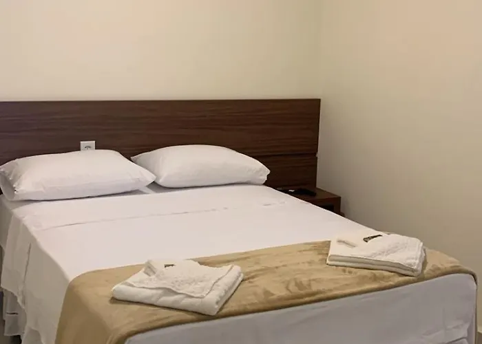 Lazzarus Hotel