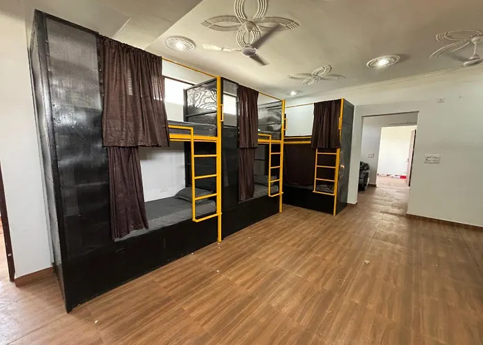 Dehradun Hostels