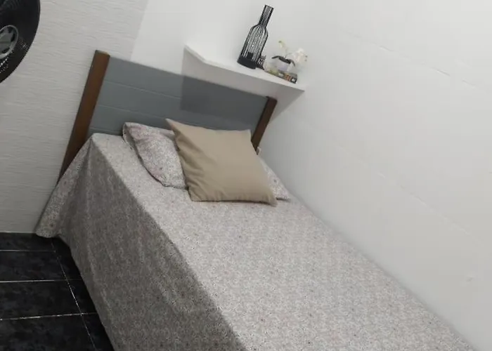 Hostel da Maisa Quarto casal com ventilador e banheiro compartilhado