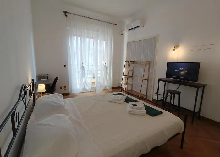 Gioacchino Hostel