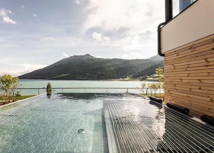 Hotels in Reschen