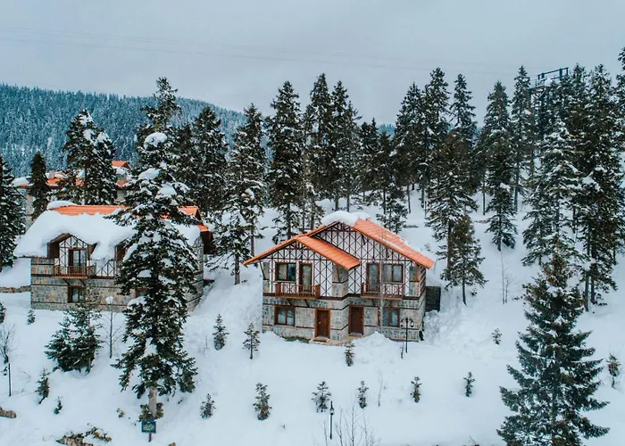 Foleya Mountain Resort Hotel & Villas