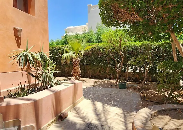 Nayah Stays, Lagoons Beach, Paradise 3 Ensuite With Private Pool