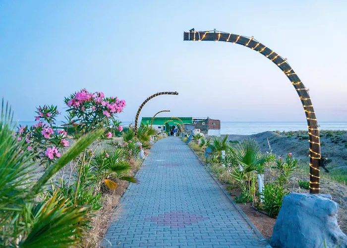 Aperion Beach Hotel Side