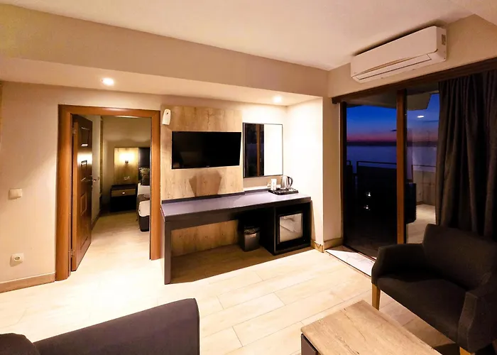 Ashtal Beach Hotel