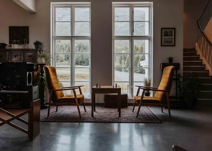 Heradsskolinn Historic Guesthouse