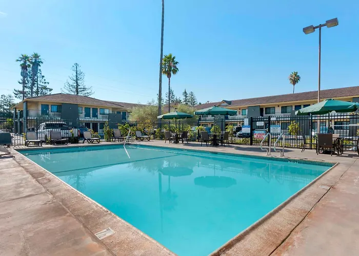 Rohnert Park Cheap Hotels