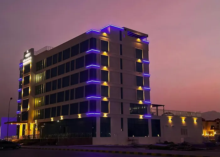 Hotels in Sur
