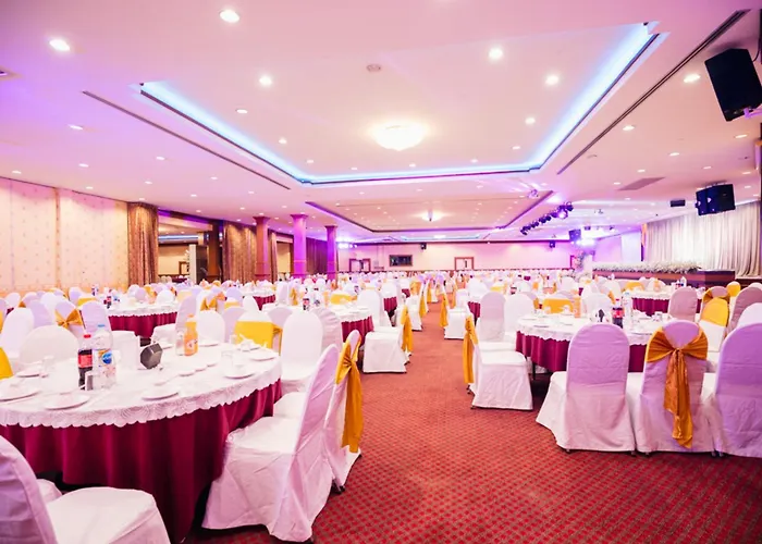Chumphon Gardens Hotel