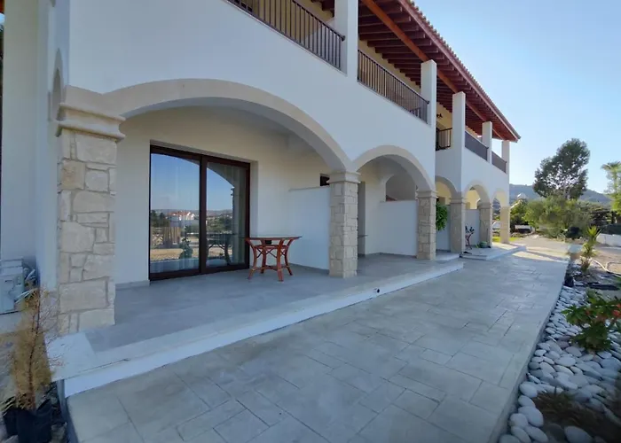 Vina Oliva Hotel