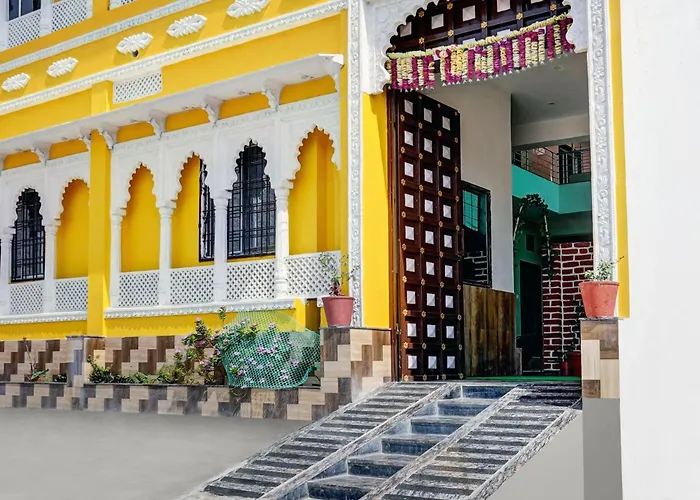 Spot On Hotel Raj Villa