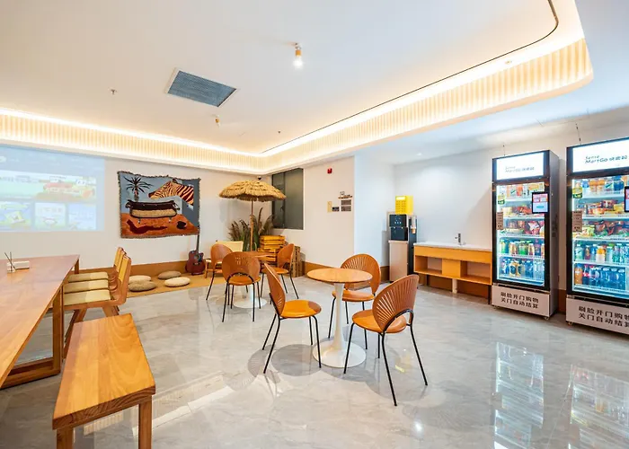 Denpa Inn - Shanghai Hongqiao Jinhui Road Branch