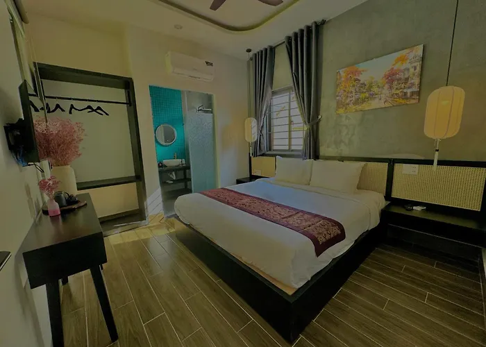 PHỐ CHỢ ĐÊM Villa - Near Hoi An Old Town 200m