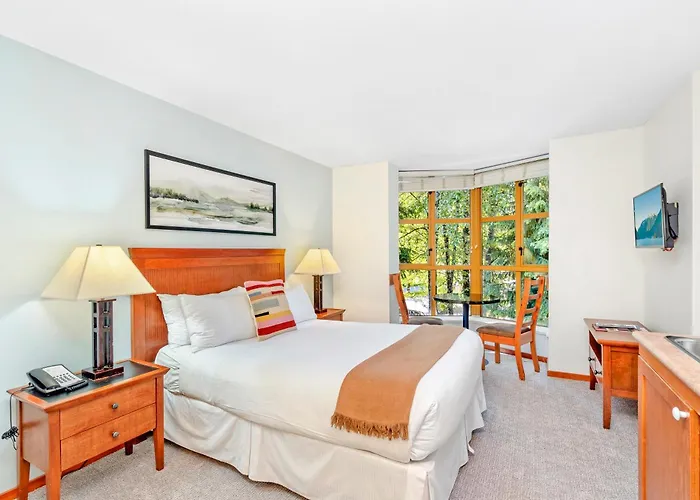 Cascade Lodge