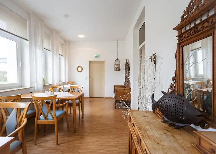 Hus up Dün