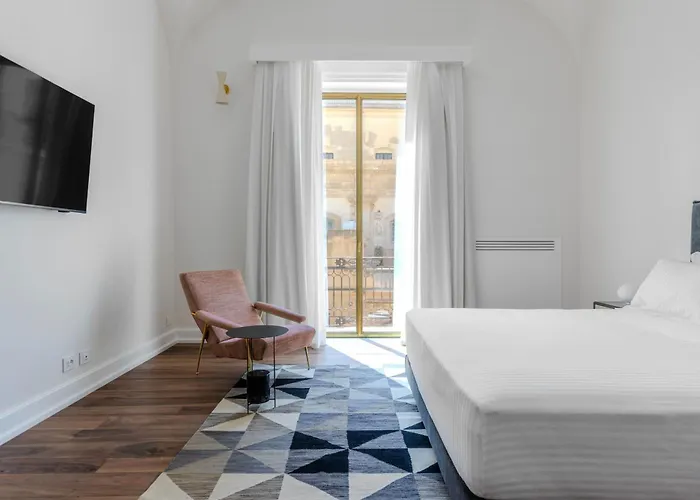 Dome Hotel