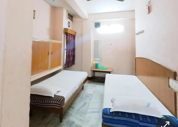 Ganesh Lodge