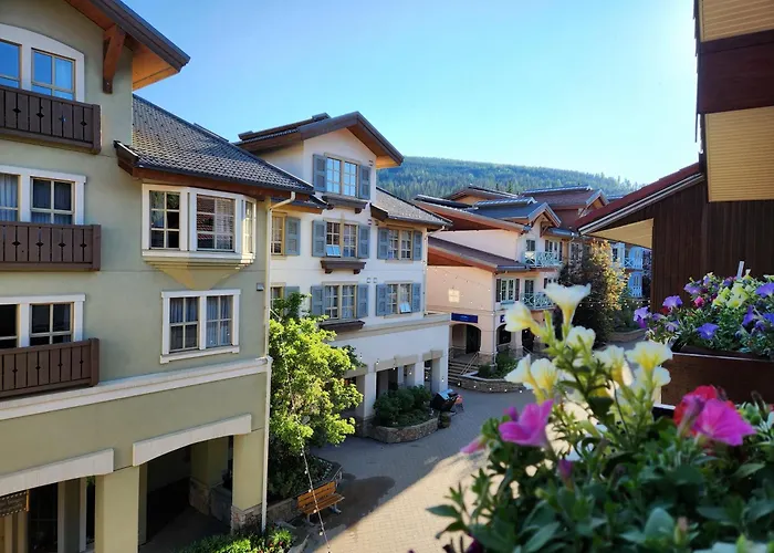 Sun Peaks Hotels