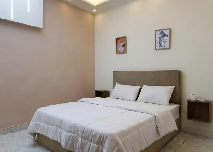 Alex Inn Suites & Rooms