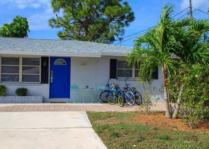 699 Beach Oasis,Walk,Bike To Beach, Fenced Backyard, Large Driveway