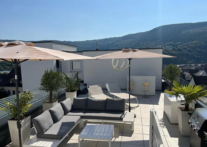 Weingut-Aparthotel Olinger