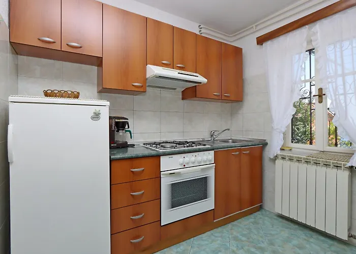 Apartments With Parking Space Icici, Opatija - 7788