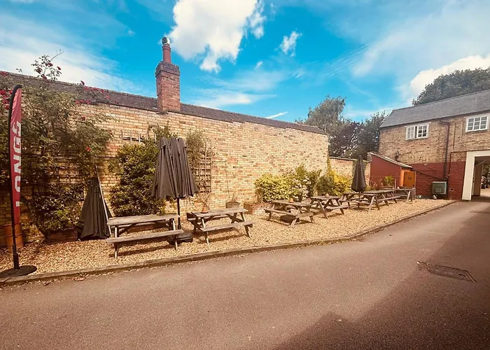 Longs Hotel & Inn