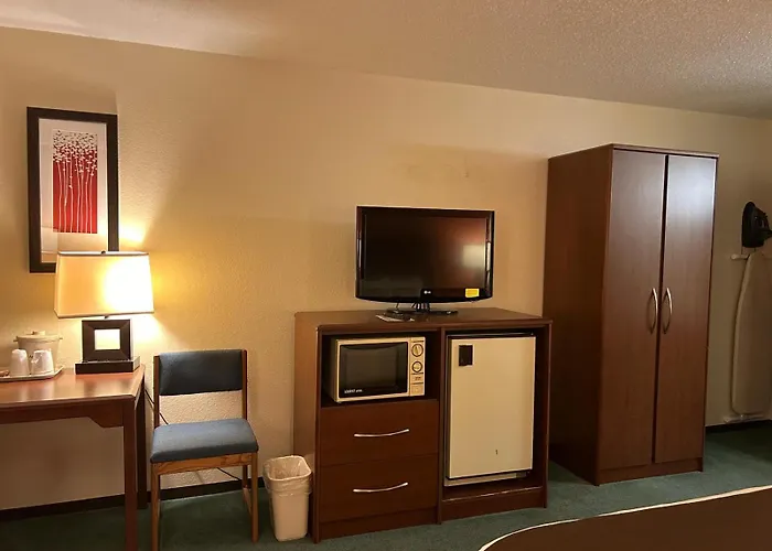 Northwoods Inn & Suites - Blackduck