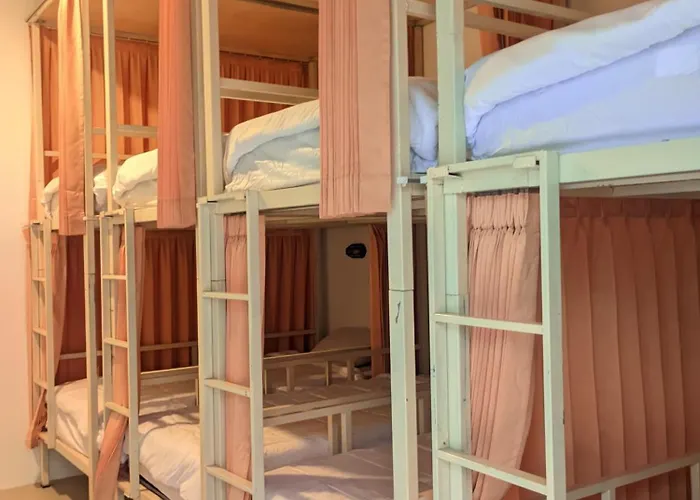Tata Surf Hostel
