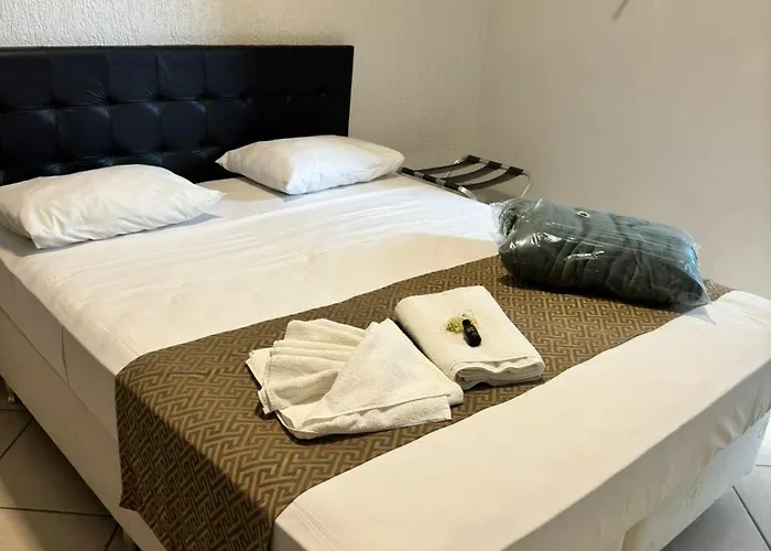 Kaa House Hotel