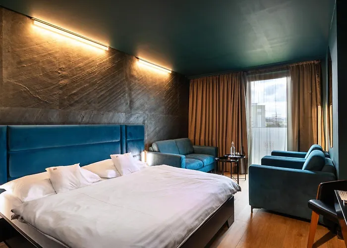 Boutique Hotel11 With Rooftop Spa