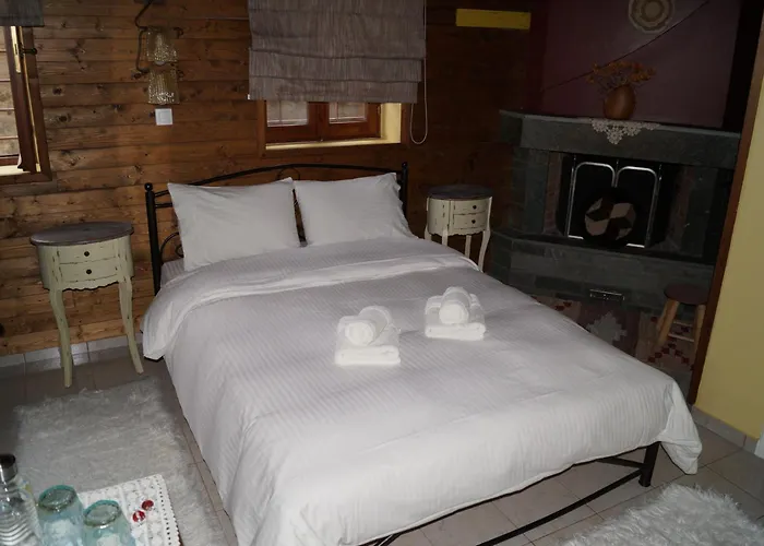 Ikojenia Traditional Lodge