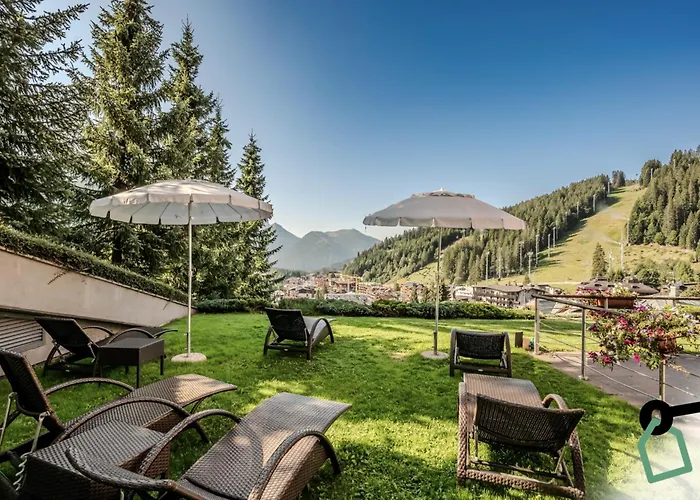 Hotiday Room Collection - Campiglio Pradalago