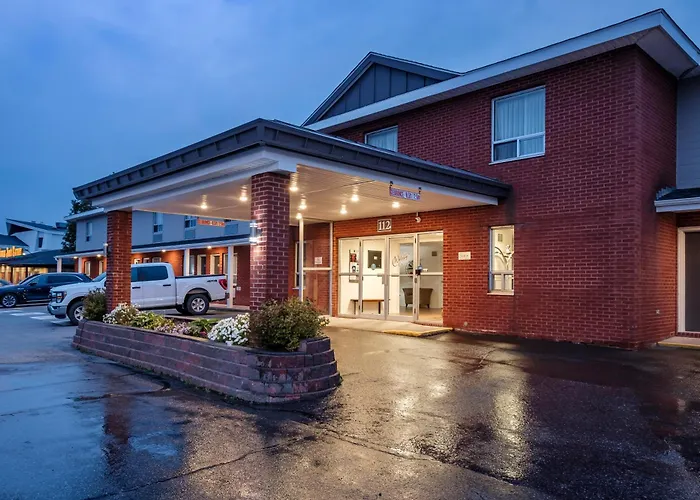 Gander Hotels