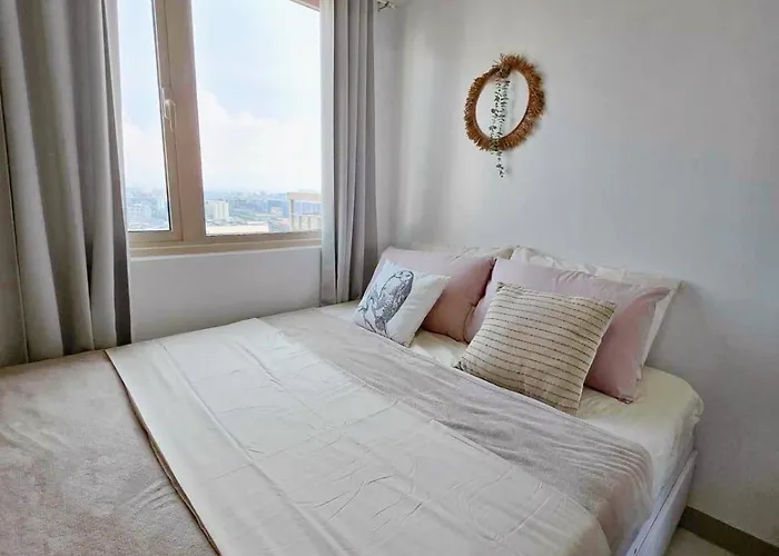 Solana Suite 3 At Coast Residences Roxas Blvd