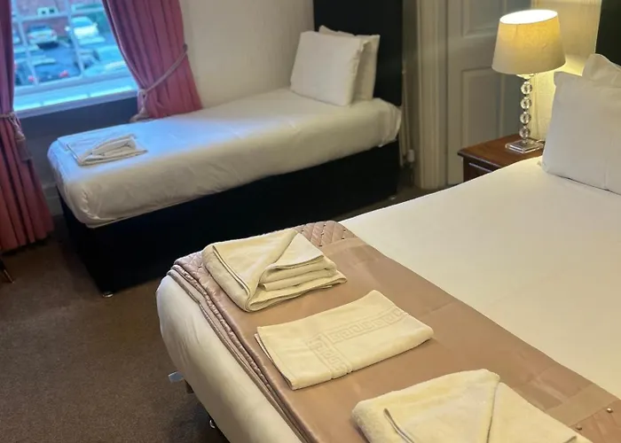 Parlors Hall Hotel