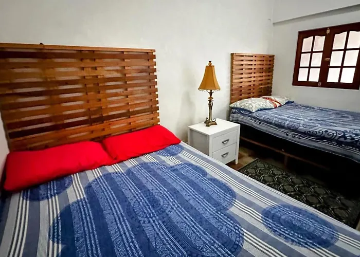 Casa Yoly Hostel Granada
