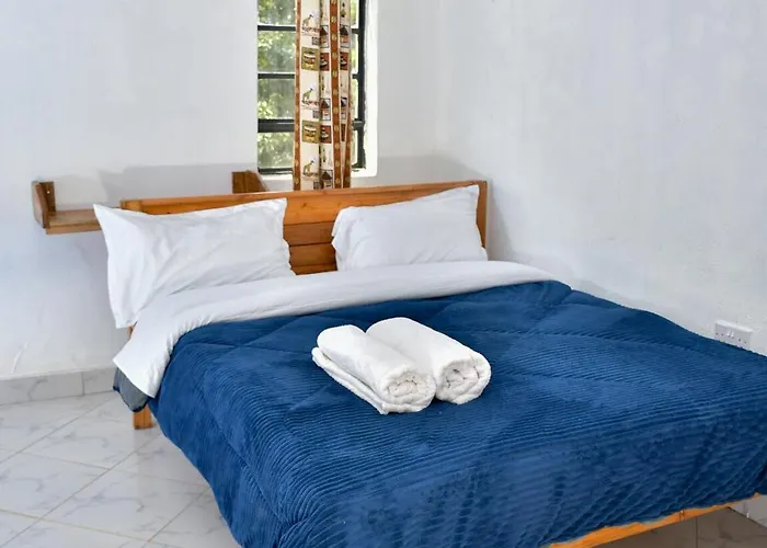 Rosablu Hotel Kutus