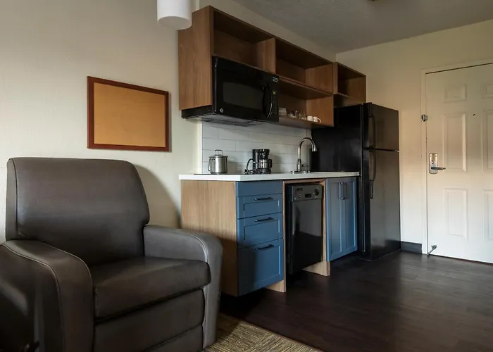 Candlewood Suites Colonial Heights - Fort Lee By Ihg