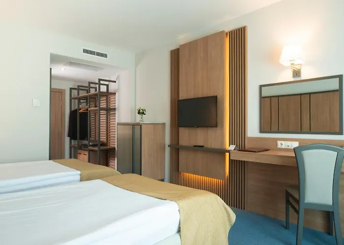 Legends Hotel