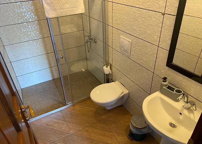 Nemrut Tarihi Hotel