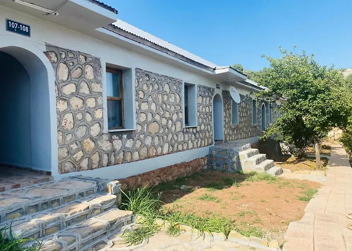 Nemrut Tarihi Hotel