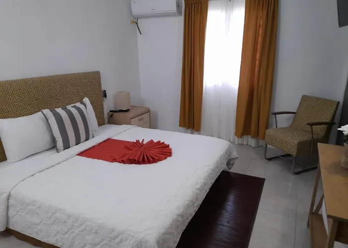 Cattleya Flor Hotel