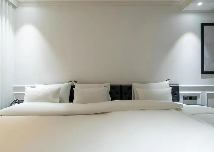 Seosan Hound Hotel